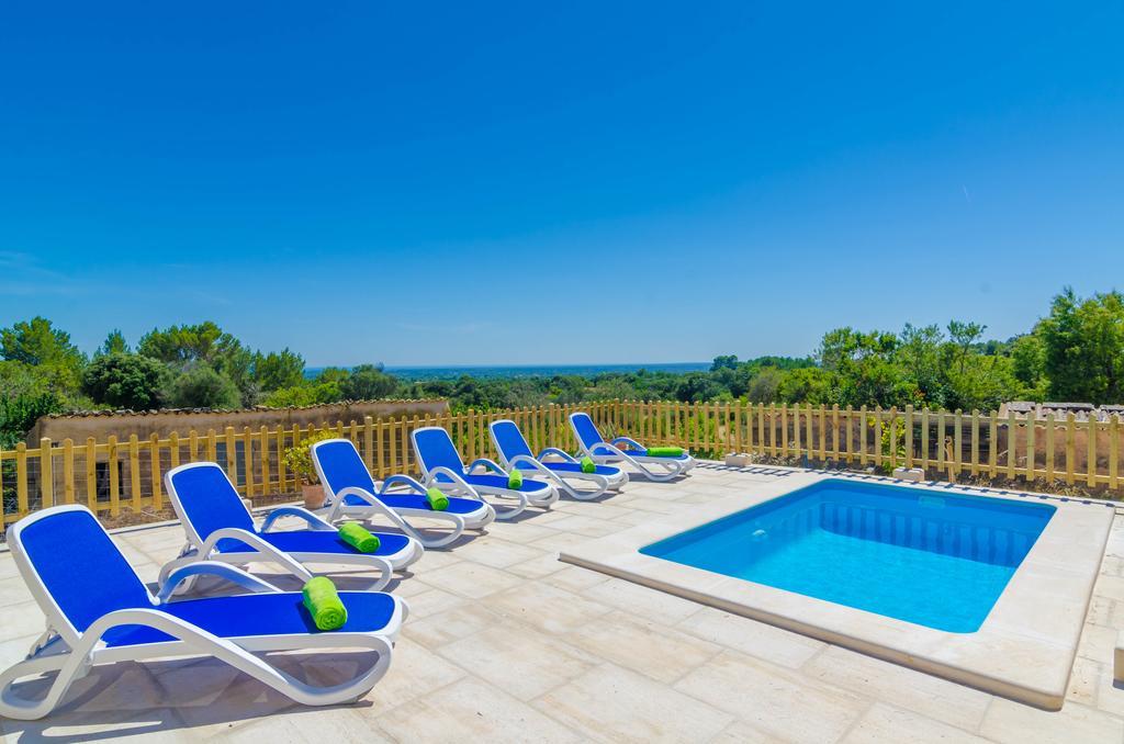 S'aresta Den Rumbet Villa *