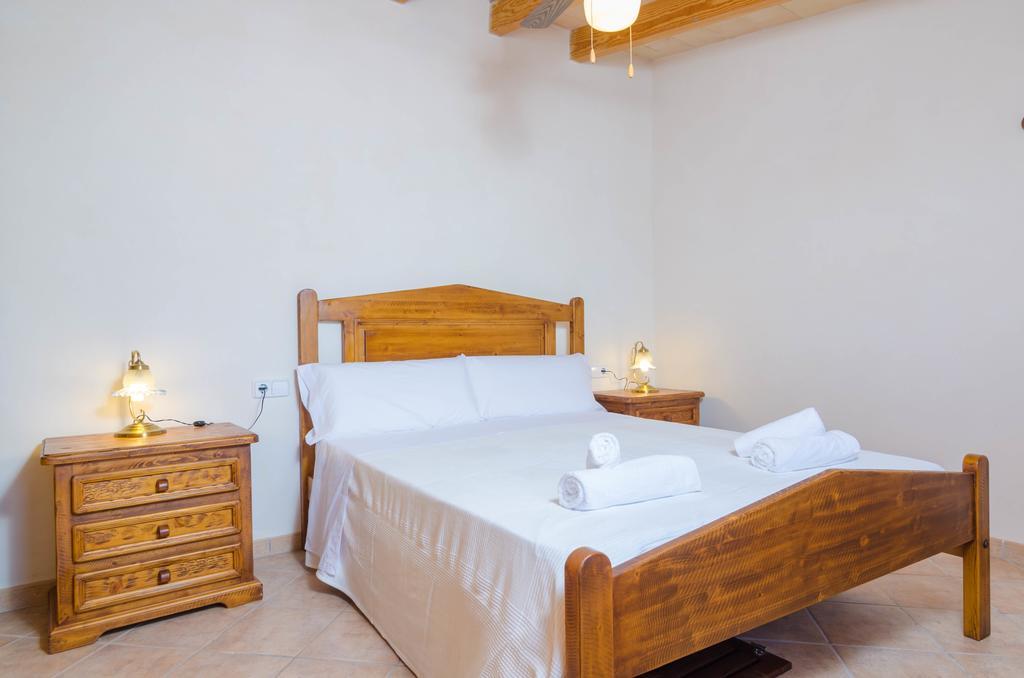 S'aresta Den Rumbet Villa *